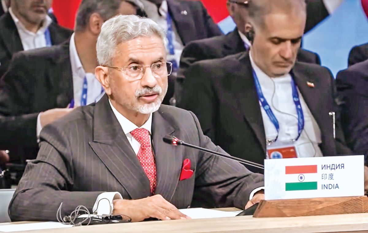 पश्चिम एशिया संकट: विदेश मंत्री जयशंकर ने अपने ईरानी समकक्ष से बात की