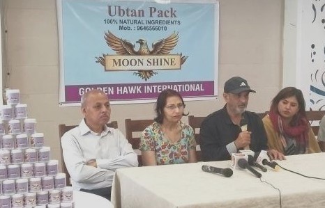 अशोक गोयल ने लॉन्च किया “मूनशाइन उबटन पैक”