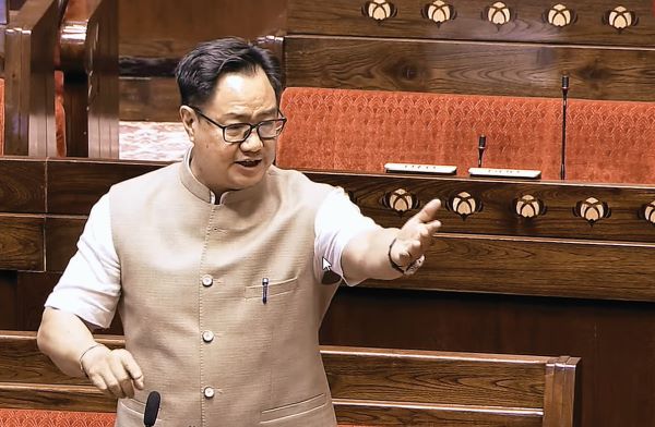 सीमावर्ती क्षेत्रों की पहले उपेक्षा हुई, अब वे मोदी सरकार की सर्वोच्च प्राथमिकता हैं: रीजीजू
