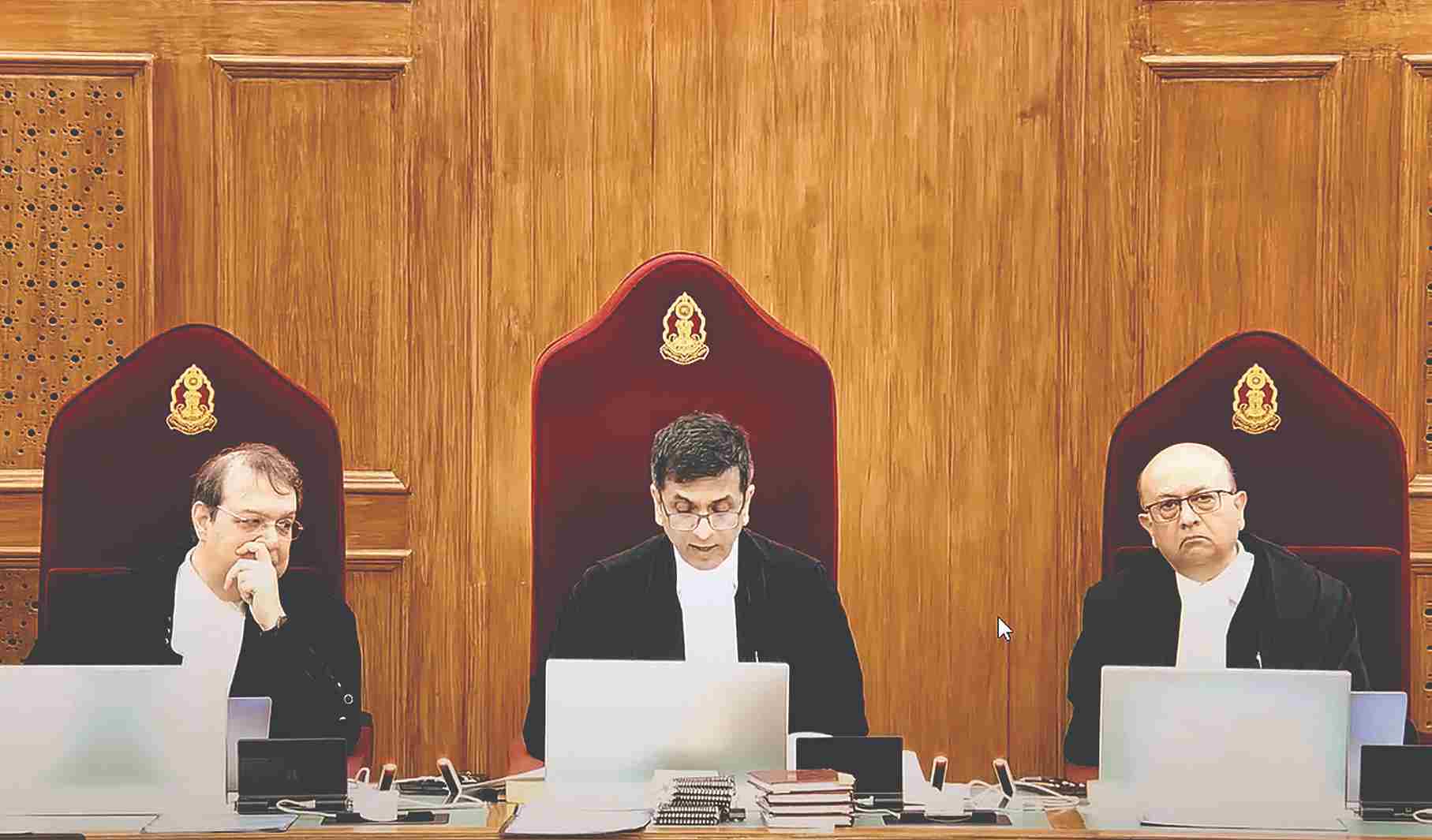 पूर्व सीजेआई चंद्रचूड़ ने एनएचआरसी अध्यक्ष पद के लिए नाम पर विचार किए जाने संबंधी खबरों का खंडन किया
