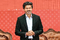 तमिलनाडु: विजय ने महिलाओं के लिए नि:शुल्क बस यात्रा योजना के विस्तार, तीन मुफ्त सिलेंडर की घोषणा की