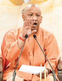 आदित्यनाथ ने निर्वाचित प्रतिनिधि के तौर पर जनसेवा में मोदी के 25 साल के सफर को गांवों से जोड़ा
