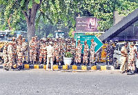 कॉजपा को प्रदर्शन की अनुमति से इनकार; 57 मेट्रो स्टेशन व इंटरनेट बंद, 25 हजार जवान तैनात